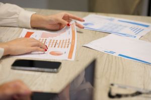 工資，下面6種不得在企業(yè)所得稅稅前扣除