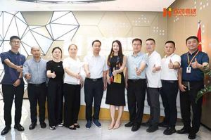 黔南州人力資源和社會(huì)保障局、廣州市人力資源和社會(huì)保障局領(lǐng)導(dǎo)蒞