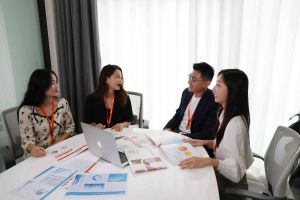 為什么服務(wù)行業(yè)更適合人力外包？