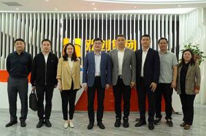 南沙區(qū)委常委、組織部部長(zhǎng)張家炳率隊(duì)蒞臨歡創(chuàng)集團(tuán)參觀考察